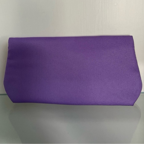 Clinique Cosmetic Bag w Product NEW - Picture 3 of 8